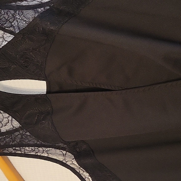 Doe & Rae Romper - Picture 6 of 6